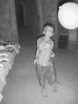 Roemer navigating through balloon